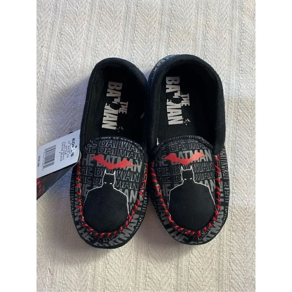 DC Comics Boys Size 4 The Batman Moc Slippers